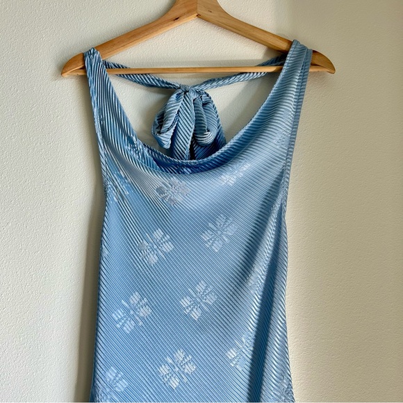 Urban Outfitters Silence + Noise Sienna Plisse Cowl Neck Halter Midi Dress, XS - Picture 5 of 8